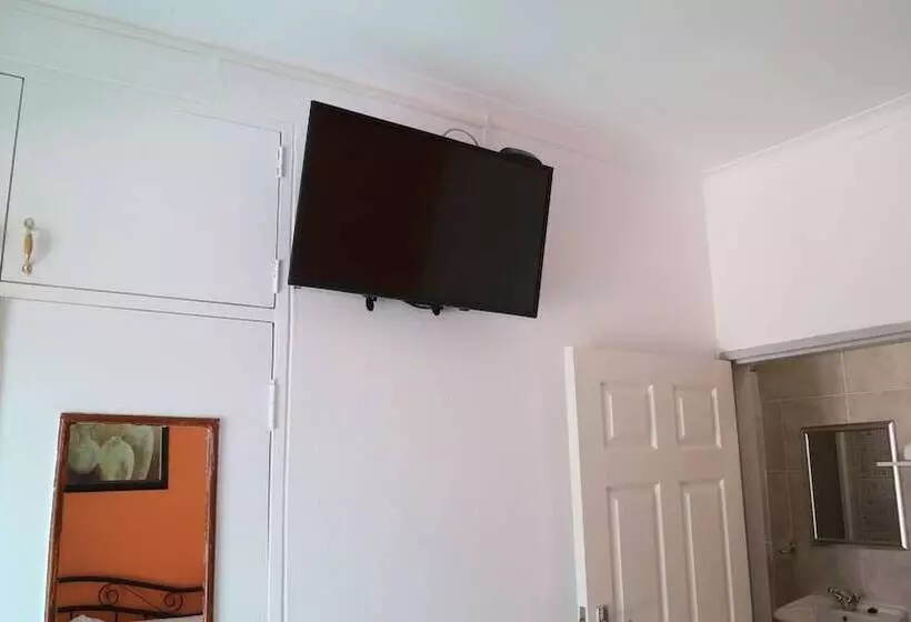 Majatalo Roba Monakedi Guest Lodge