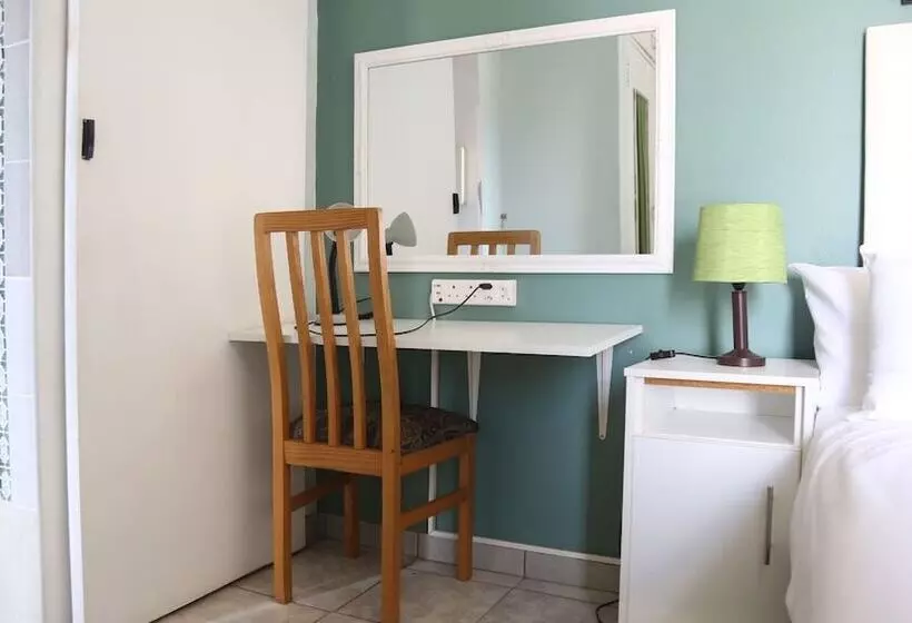 Majatalo Roba Monakedi Guest Lodge