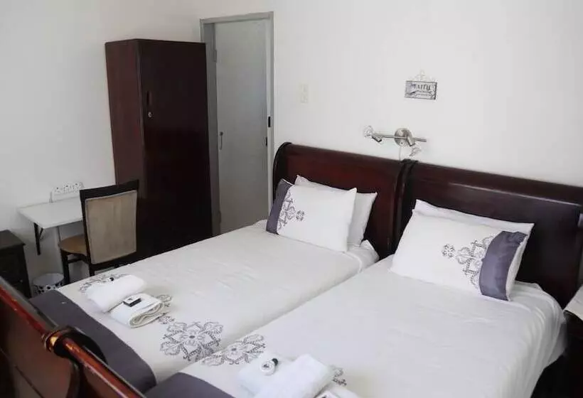 Majatalo Roba Monakedi Guest Lodge