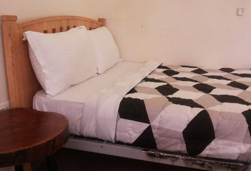 پانسیون The Pagoda