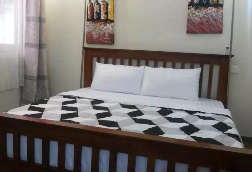 پانسیون The Pagoda