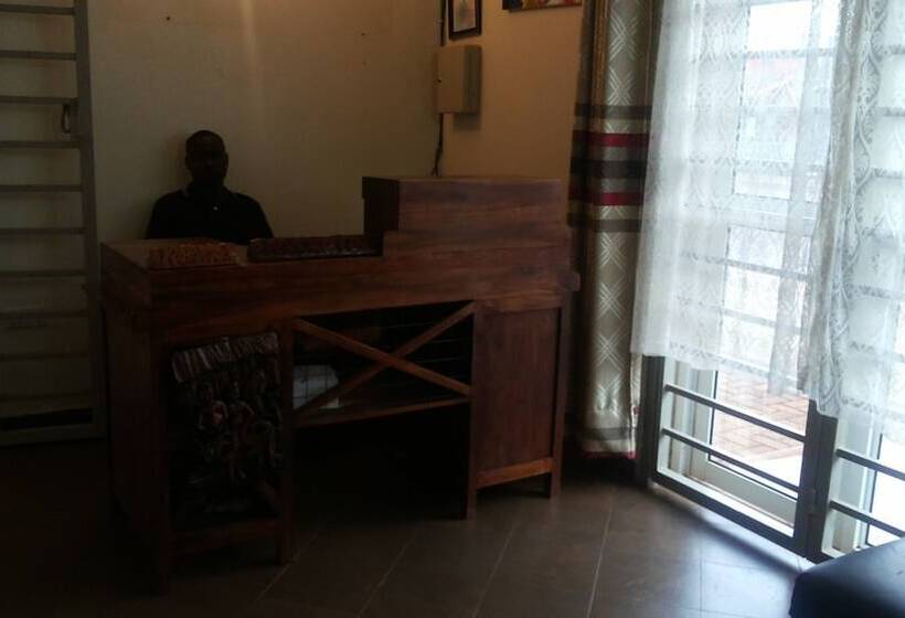 پانسیون The Pagoda