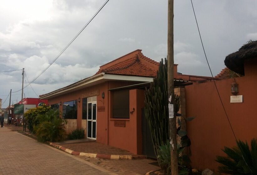 پانسیون The Pagoda