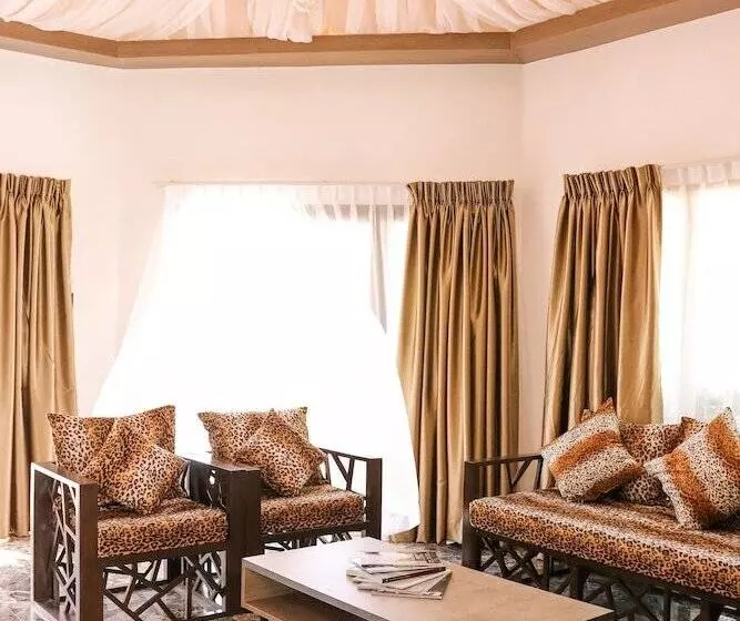 Safari Hotel And Villas Powered By Cocotel