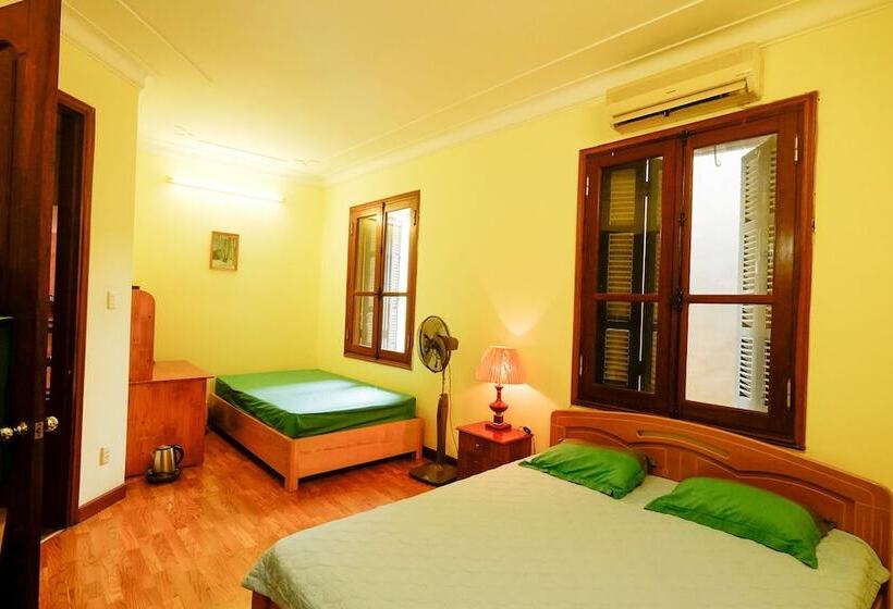 پانسیون Frenchstyled House