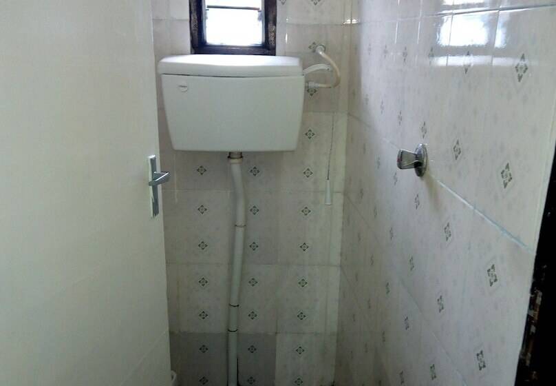 پانسیون Mali Guest House