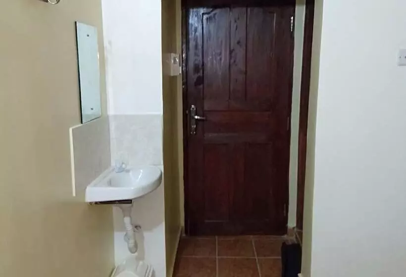 پانسیون Mali Guest House