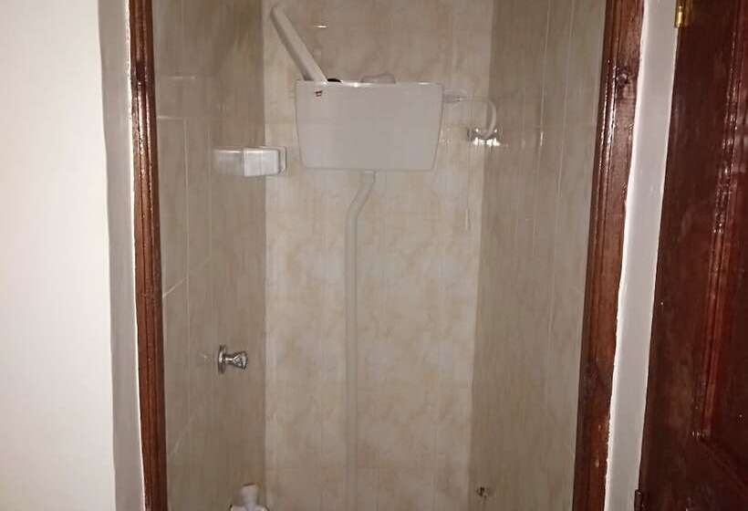 پانسیون Mali Guest House