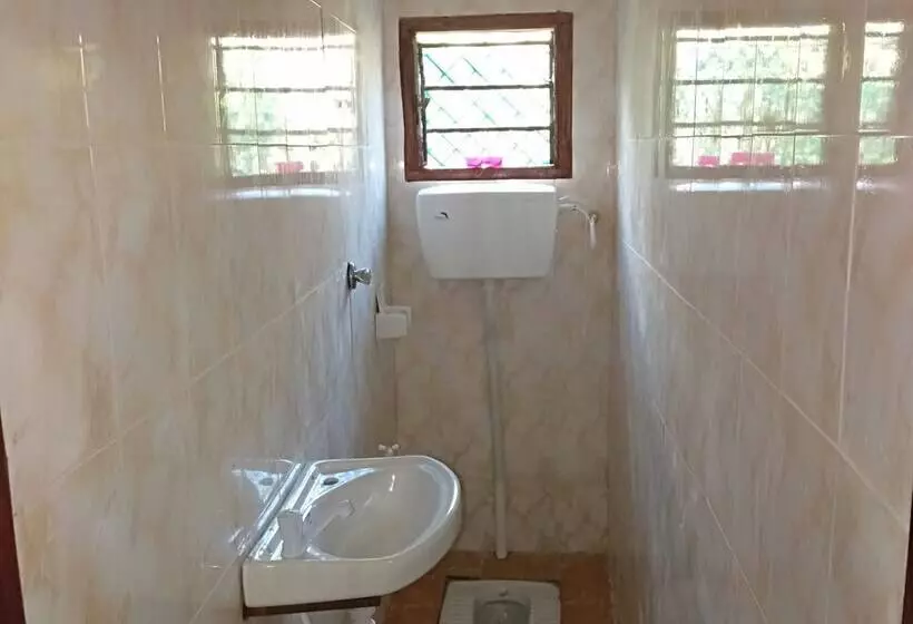 پانسیون Mali Guest House