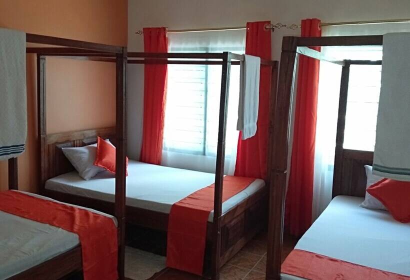 پانسیون Mali Guest House