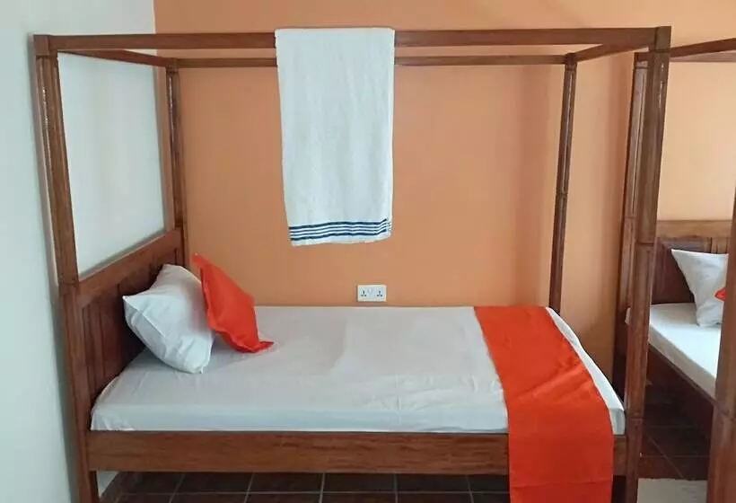 پانسیون Mali Guest House