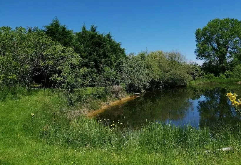 Aamiaismajoitus (B&B) Chambres D Hotes Fontarabier