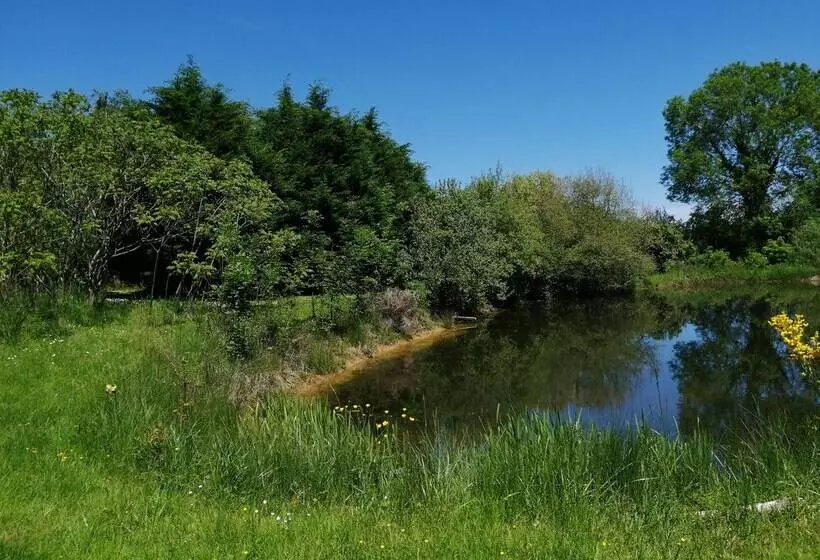 Aamiaismajoitus (B&B) Chambres D Hotes Fontarabier