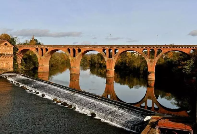 Aamiaismajoitus (B&B) Chambres D Hôtes Auberg Inn