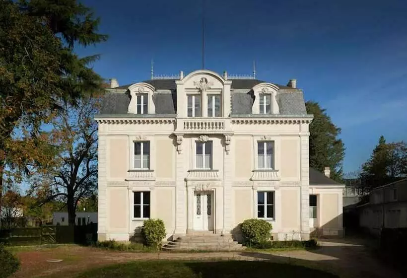 ベッドアンドブレックファースト Le Celadon