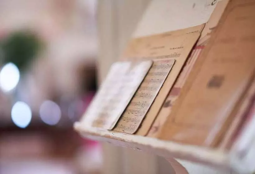 ベッドアンドブレックファースト Le Celadon