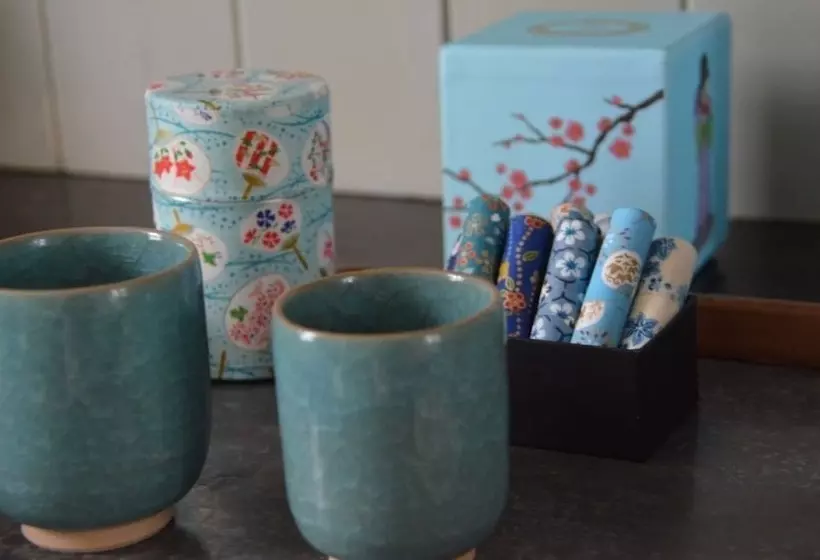 ベッドアンドブレックファースト Le Celadon