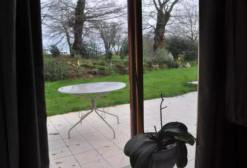 Aamiaismajoitus (B&B) Le Clos Saint Fiacre