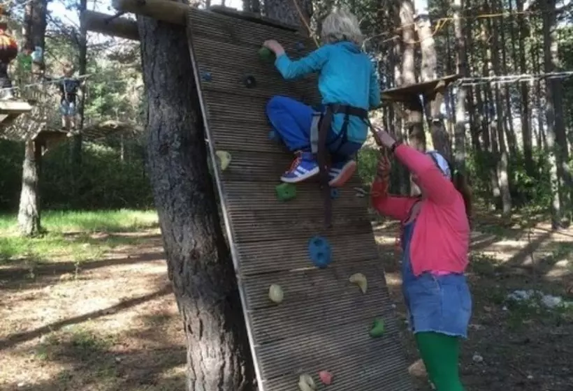 ホテル Camping Rcn Les Collines De Castellane