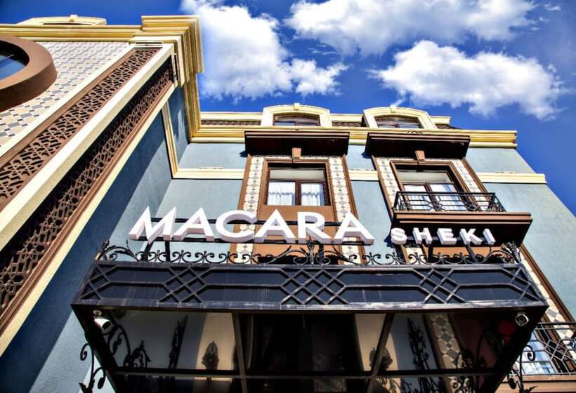 هتل Macara Sheki City