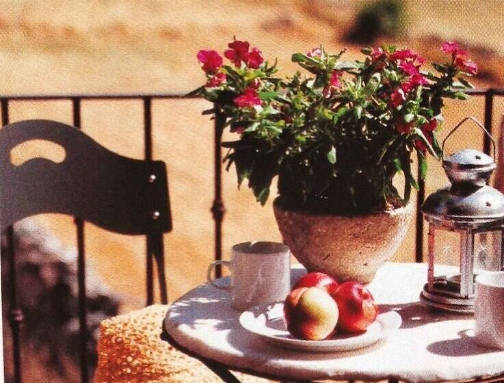 פנסיון Casa Rota