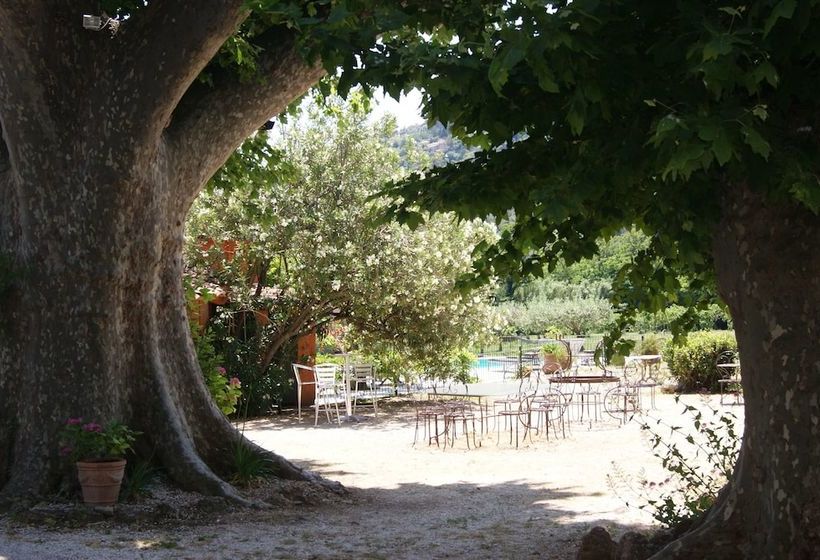 بنسيون Le Bourguet