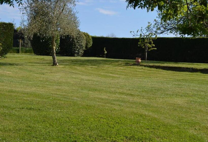 פנסיון Logis De Chenac   Chambres Et Table D Hôtes