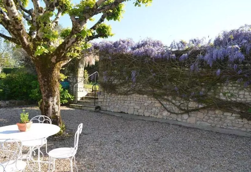 Majatalo Logis De Chenac   Chambres Et Table D Hôtes