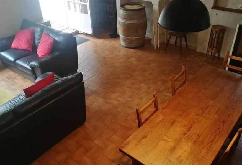 פנסיון Logis De Chenac   Chambres Et Table D Hôtes