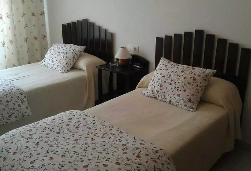 Pensión Residencia Miñones