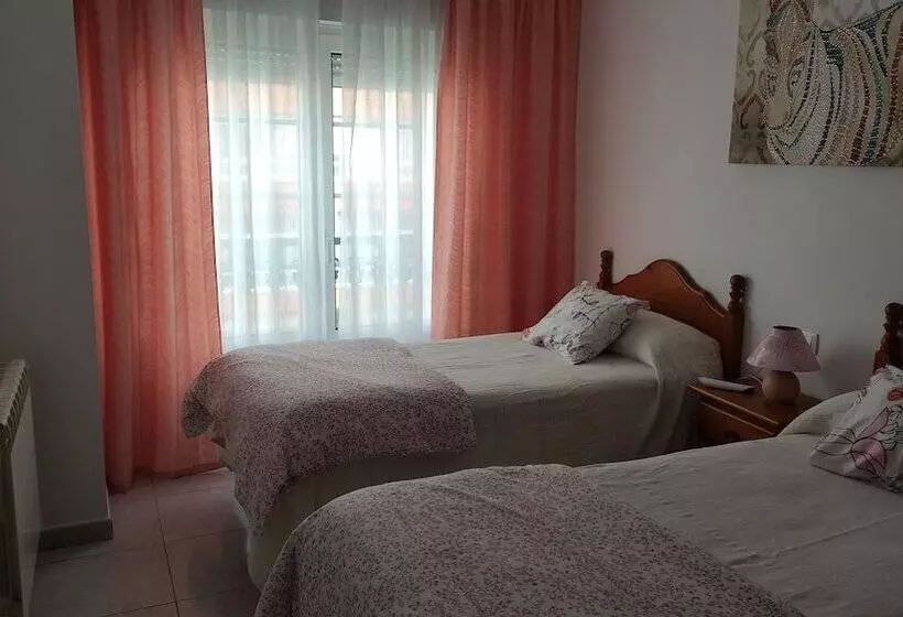 Pensión Residencia Miñones