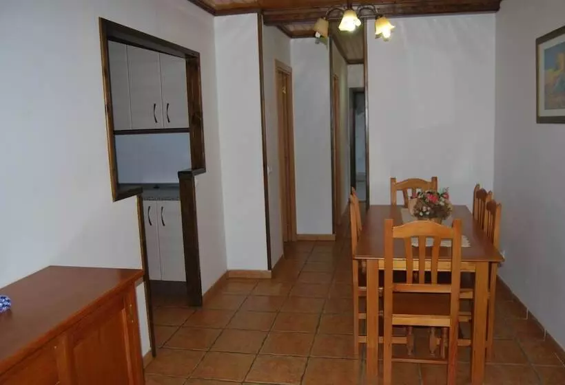 Apartamentos Les Moreres