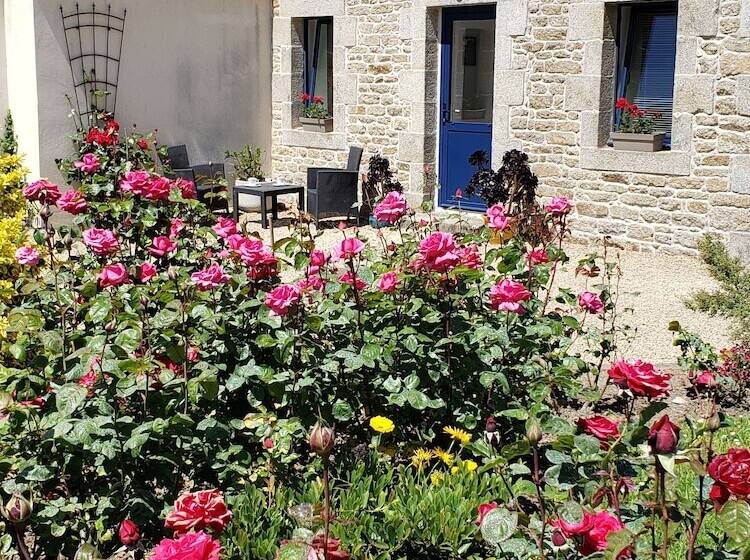 Bed and Breakfast Au Jardin De Creachavel