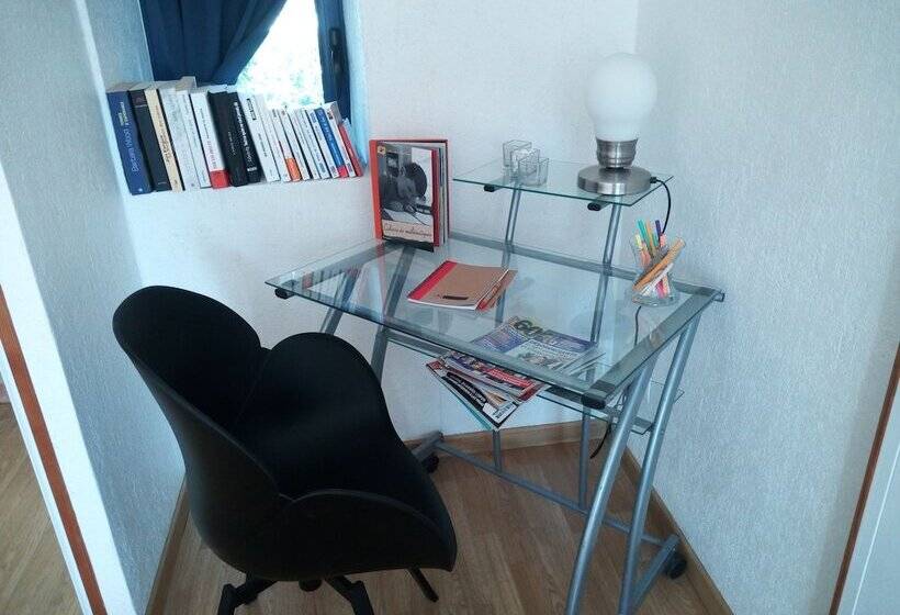 Bed and Breakfast Au Jardin De Creachavel