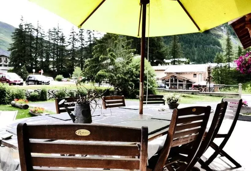 Aamiaismajoitus (B&B) Chez Mamie Anna