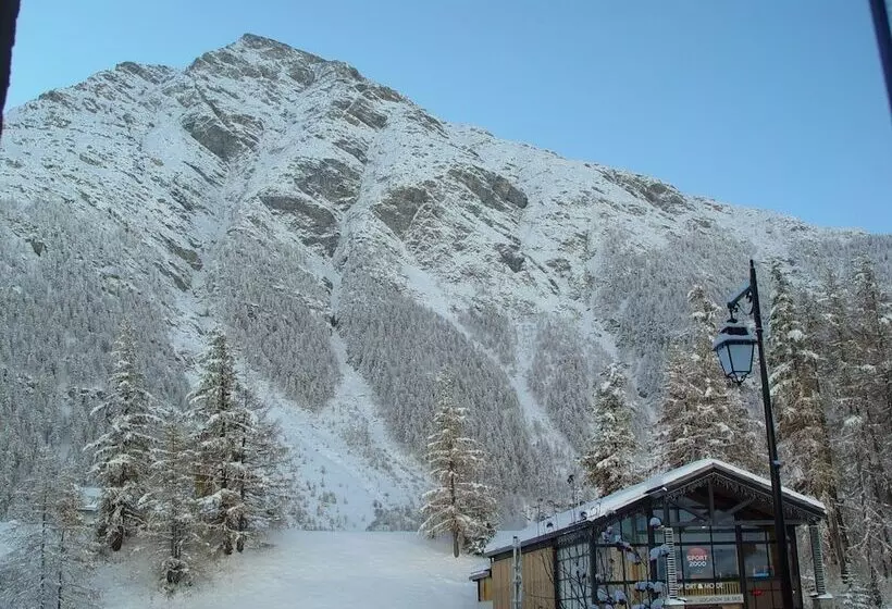 Aamiaismajoitus (B&B) Chez Mamie Anna