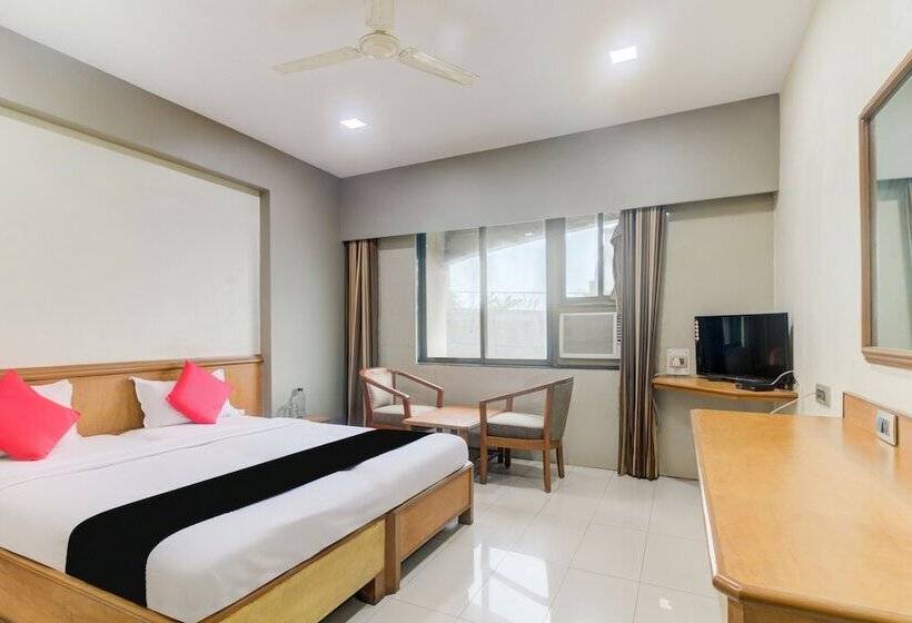 Capital O 45621 Tuliipstays Hotel Ashok Bhiwandi