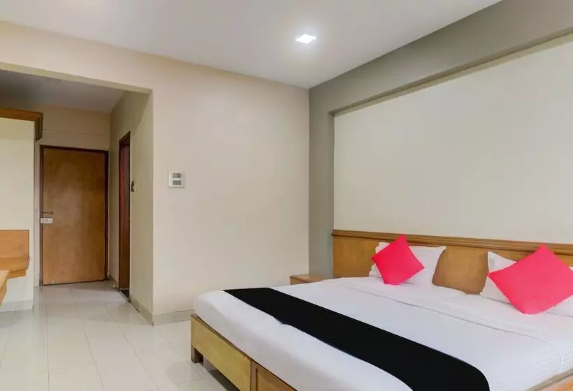 Capital O 45621 Tuliipstays Hotel Ashok Bhiwandi