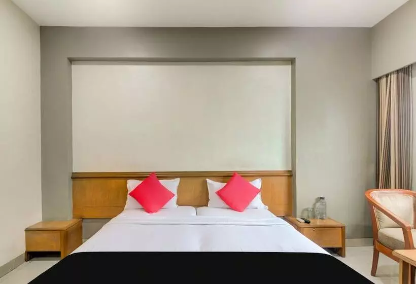 Capital O 45621 Tuliipstays Hotel Ashok Bhiwandi