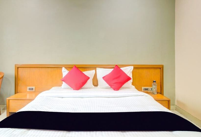 Capital O 45621 Tuliipstays Hotel Ashok Bhiwandi