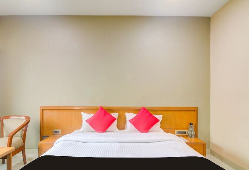 Capital O 45621 Tuliipstays Hotel Ashok Bhiwandi