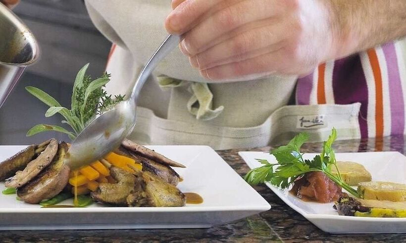 فندق Chateau De Projan