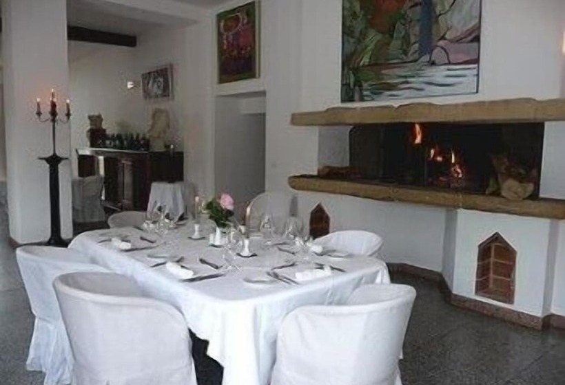 فندق Chateau De Projan