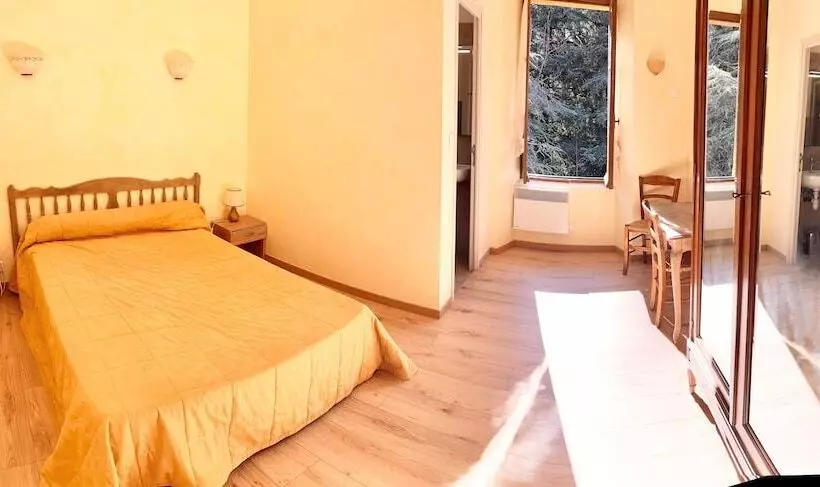 Hotelli Hôtel Beau Séjour