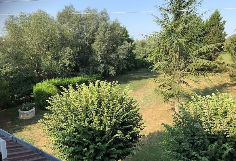 بنسيون Les Chambres Du Rondeau