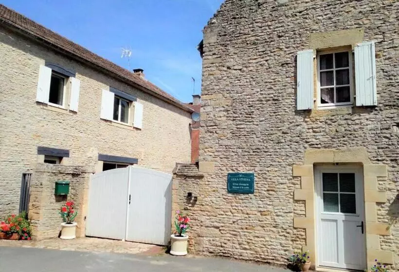 ペンション Villa Athéna,séjour Bien être Et éthique