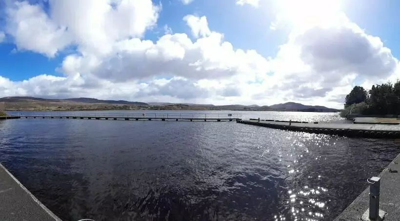 Teac Chondai Thatched Cottage