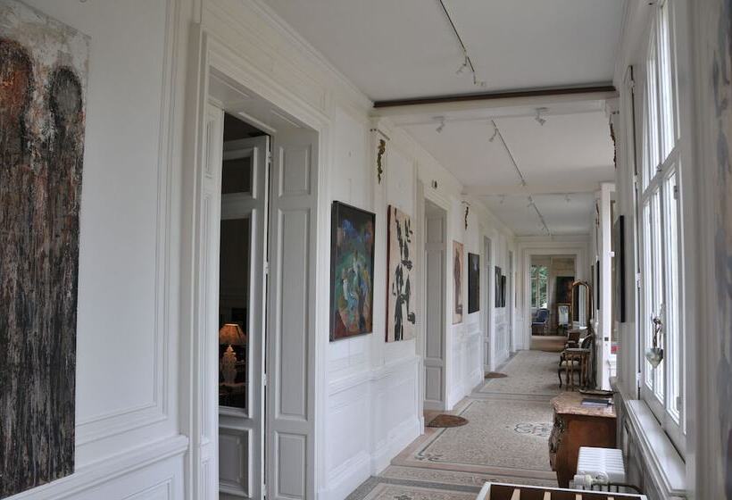 مبيت وإفطار Château De La Chaussée