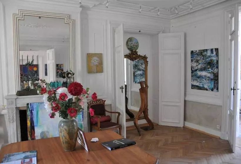 ベッドアンドブレックファースト Château De La Chaussée