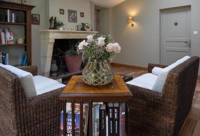 住宿加早餐  Château La Gravière